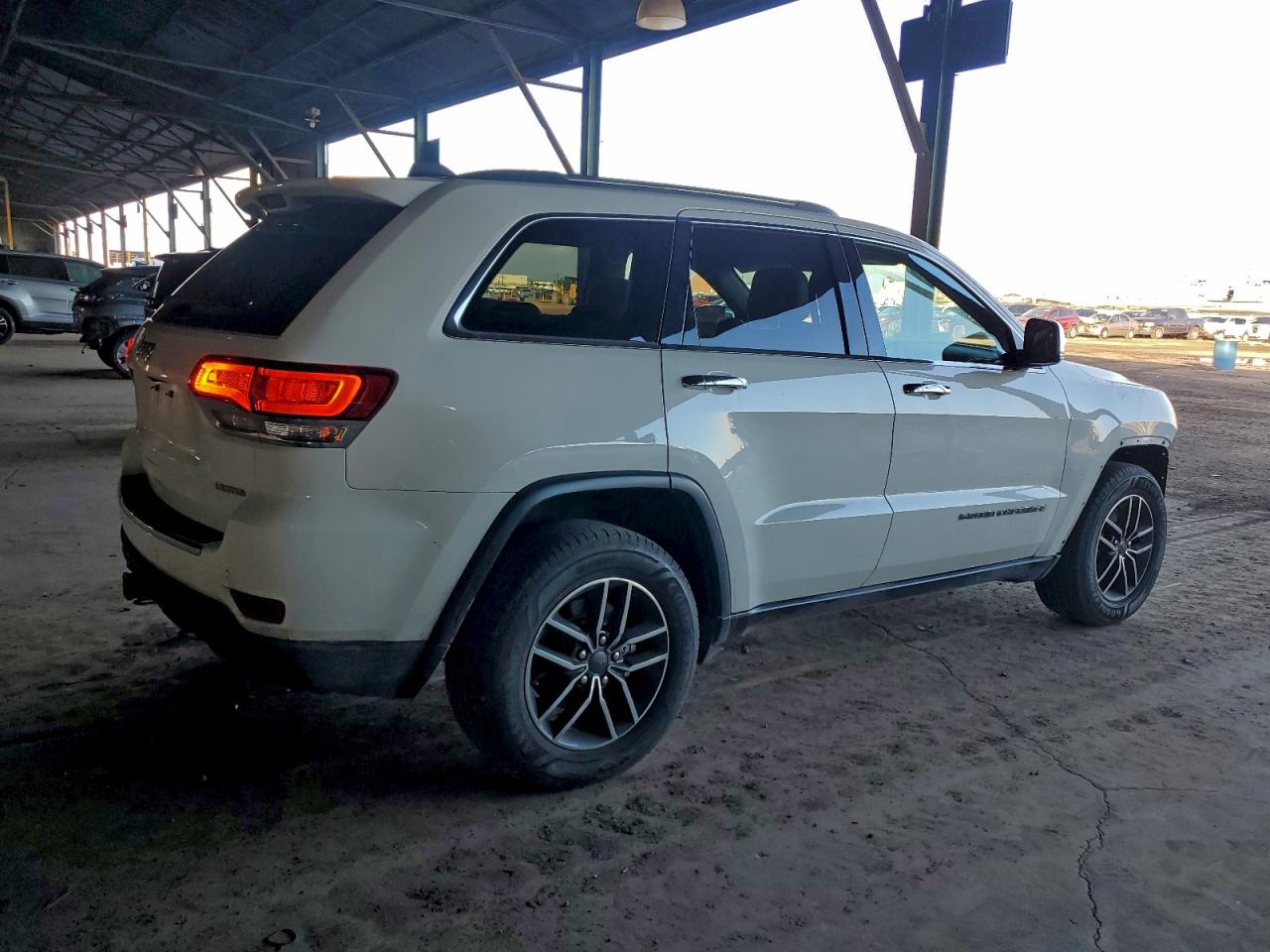 JEEP GRAND CHEROKEE LIMITED