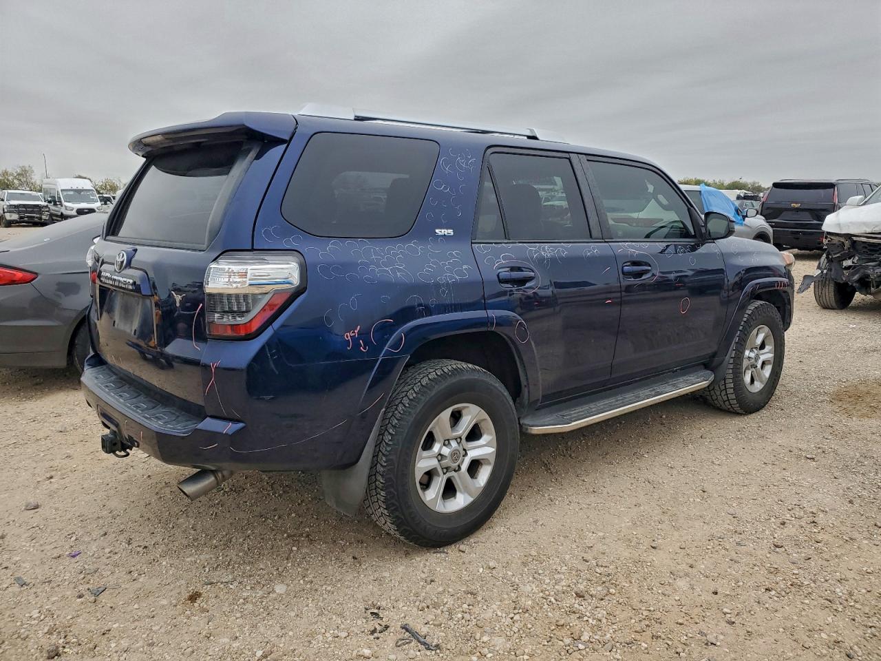 TOYOTA 4RUNNER SR5