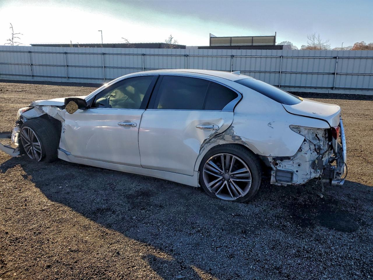 INFINITI Q50 PREMIUM