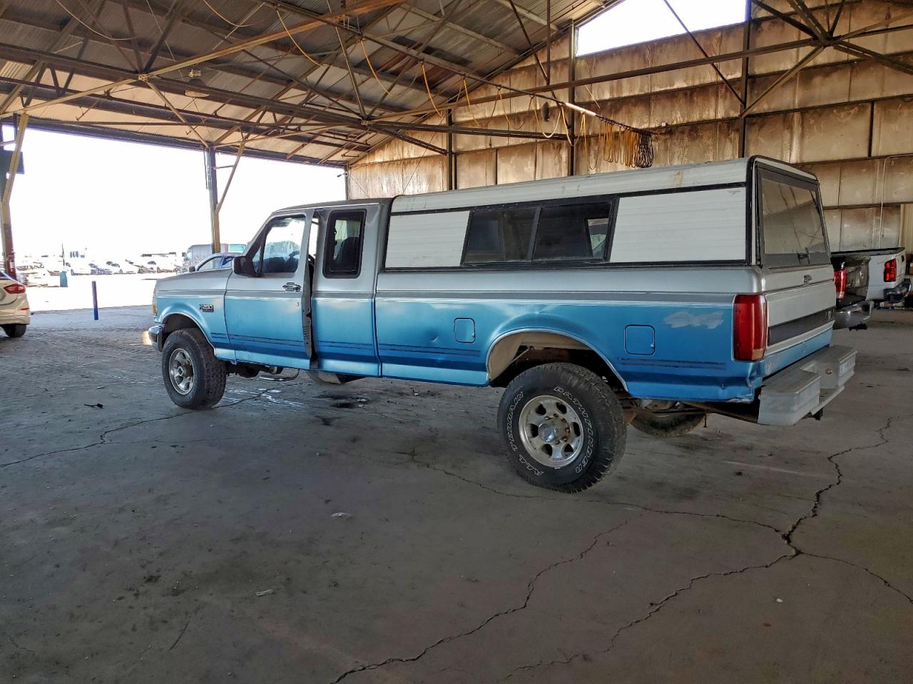 Lot #3311640220 1992 FORD F250