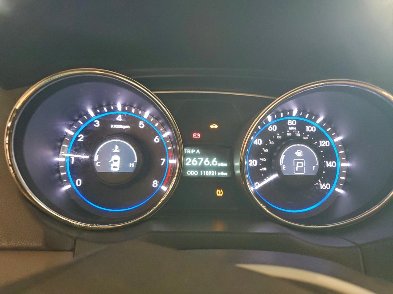 Lot #3305640719 2013 HYUNDAI SONATA GLS