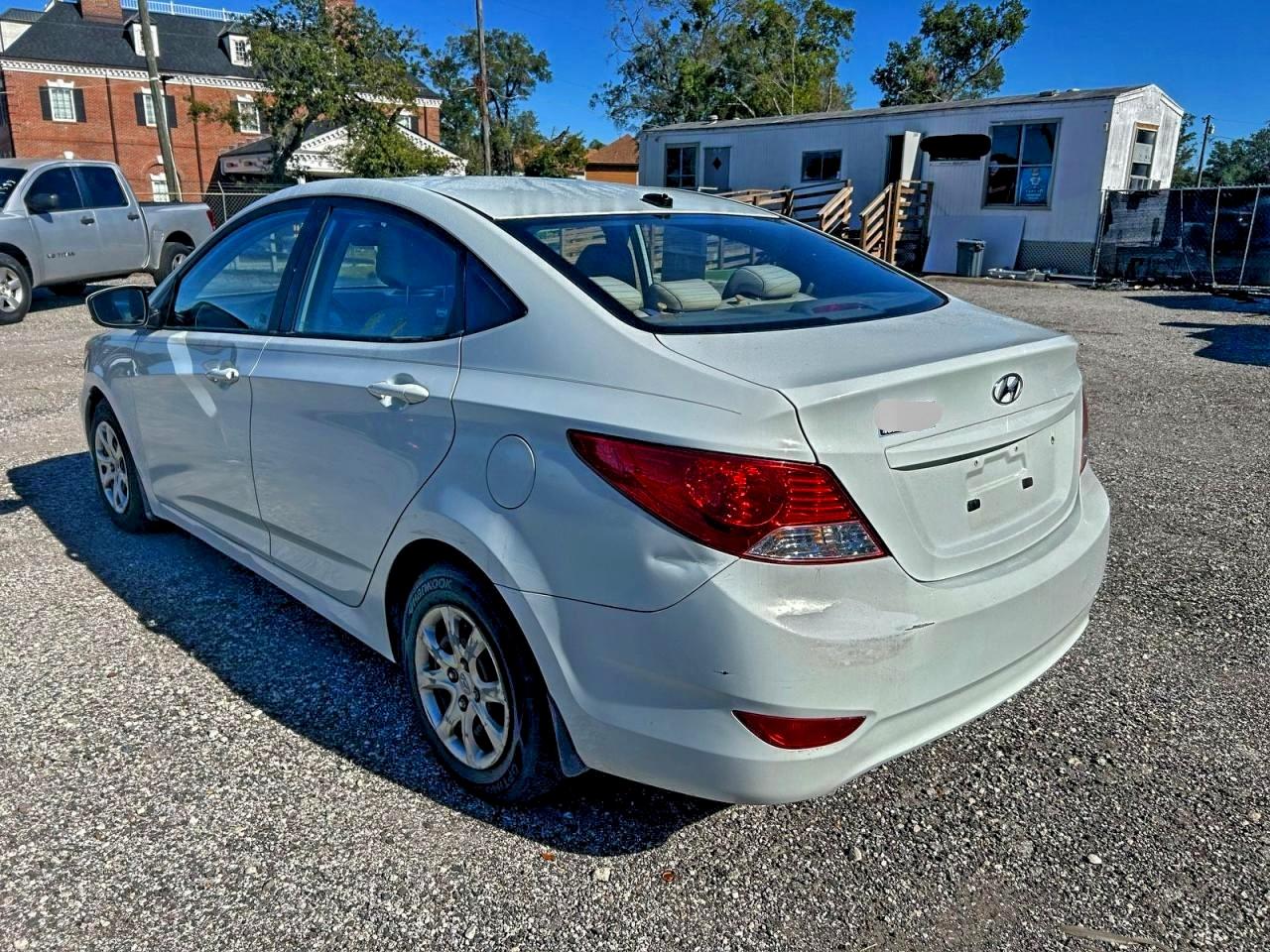 HYUNDAI ACCENT GLS