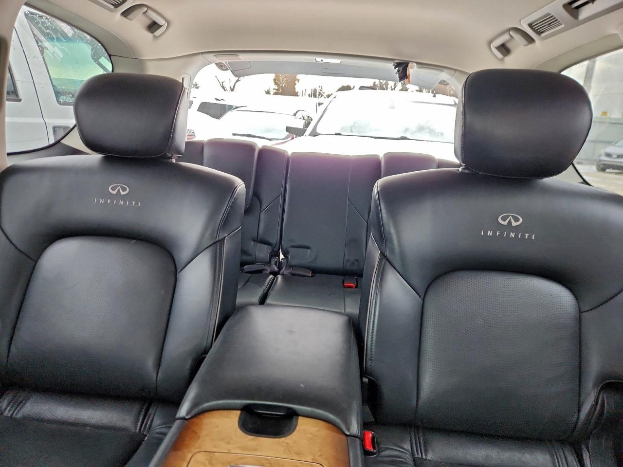 INFINITI QX56
