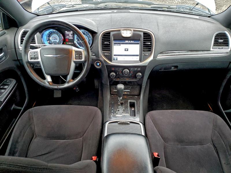 2011 CHRYSLER 300 #3304865559