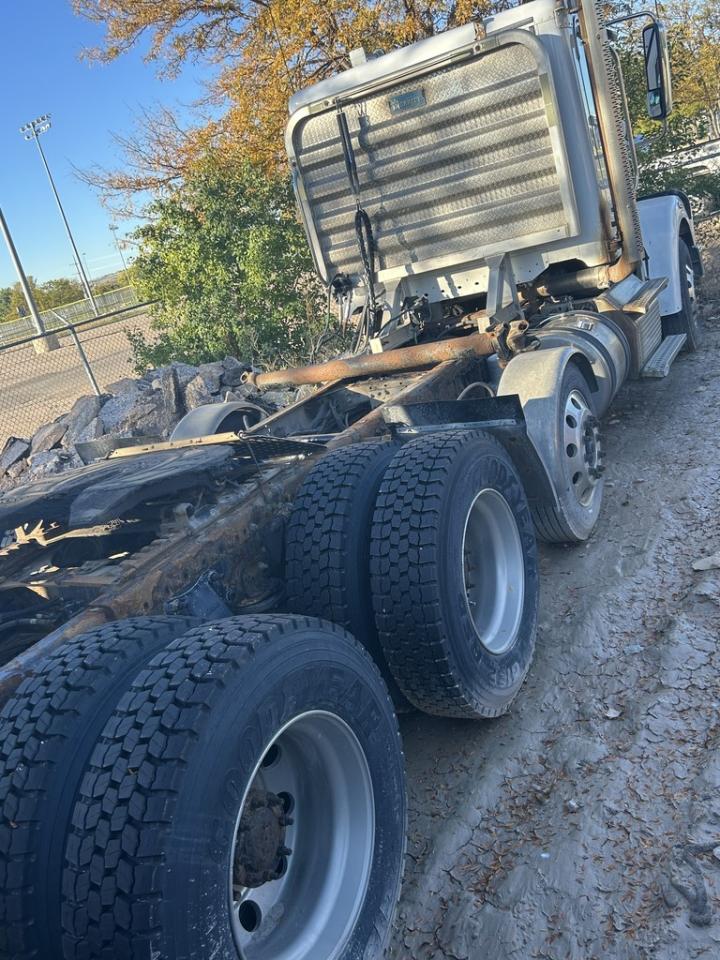 Lot #3305599101 2015 FREIGHTLINER 122SD