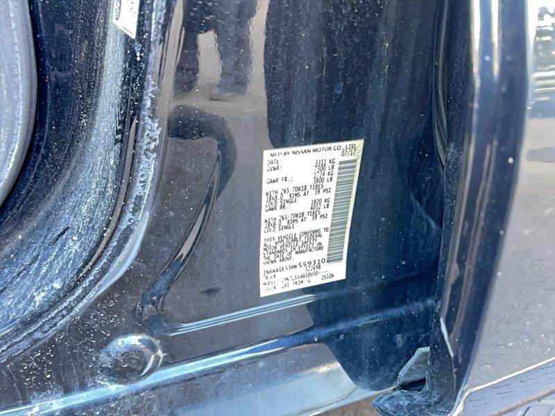 2017 NISSAN TITAN SV #3304670977