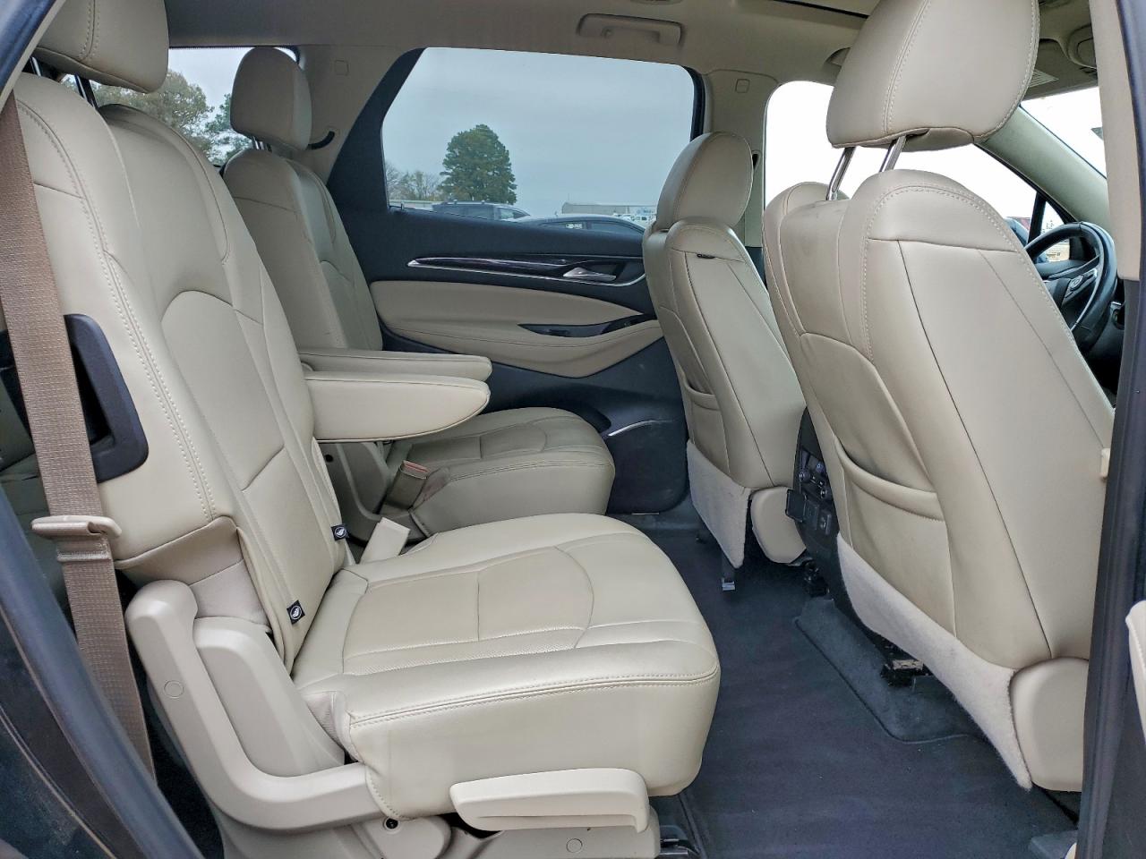 BUICK ENCLAVE ESSENCE