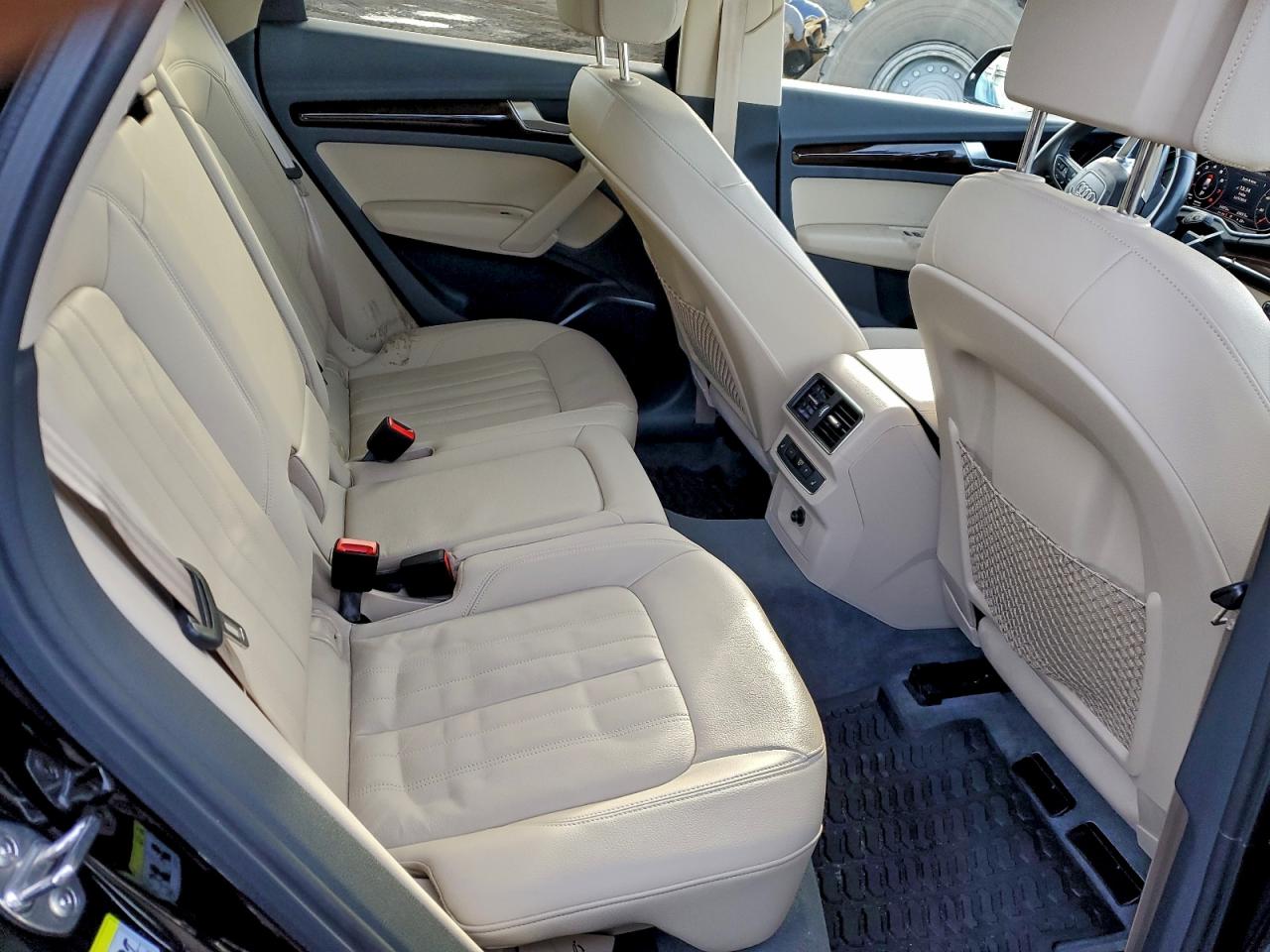 AUDI Q5 PREMIUM PLUS