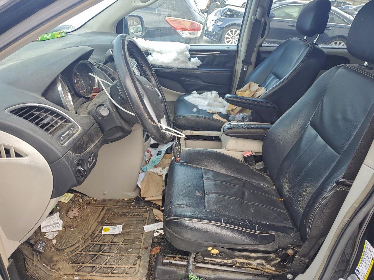 CHRYSLER TOWN & COUNTRY TOURING