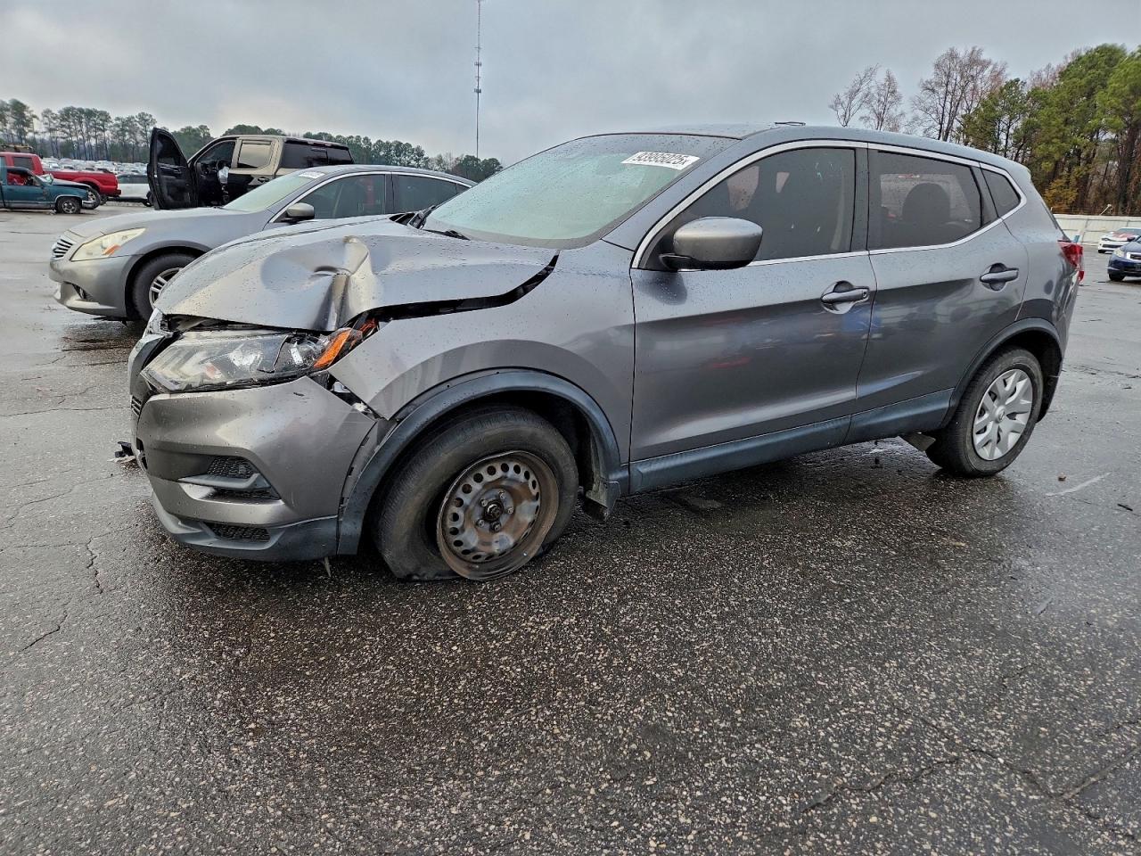 NISSAN ROGUE SPORT S