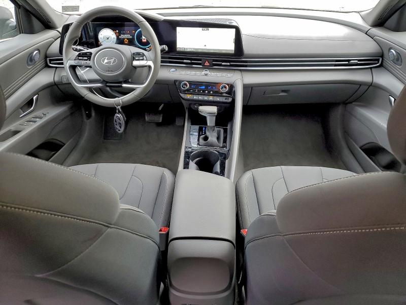 2025 HYUNDAI ELANTRA SE #3315846151