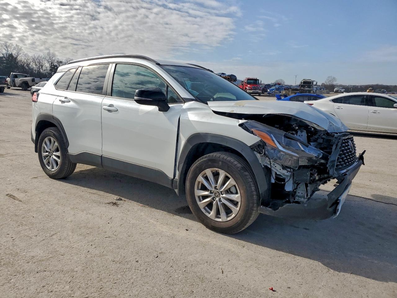 TOYOTA COROLLA CROSS LE