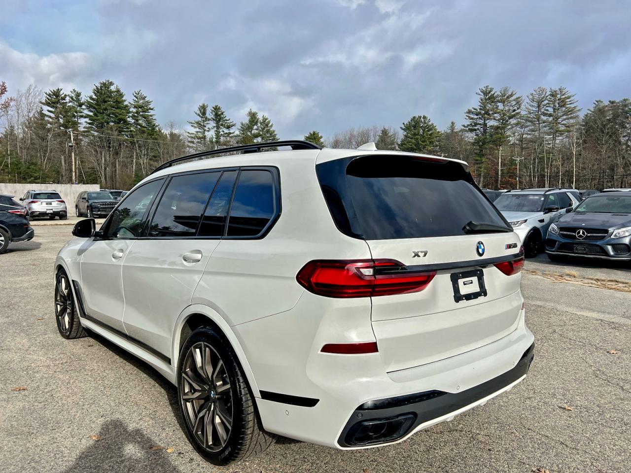 BMW X7 M50I