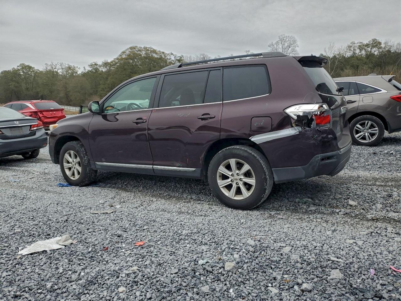 TOYOTA HIGHLANDER BASE
