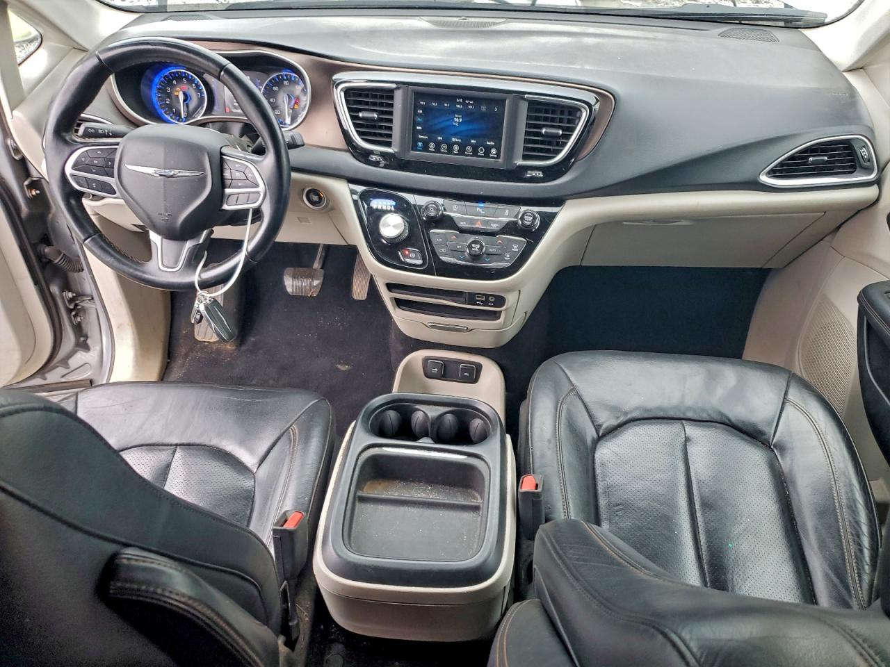 CHRYSLER PACIFICA TOURING L