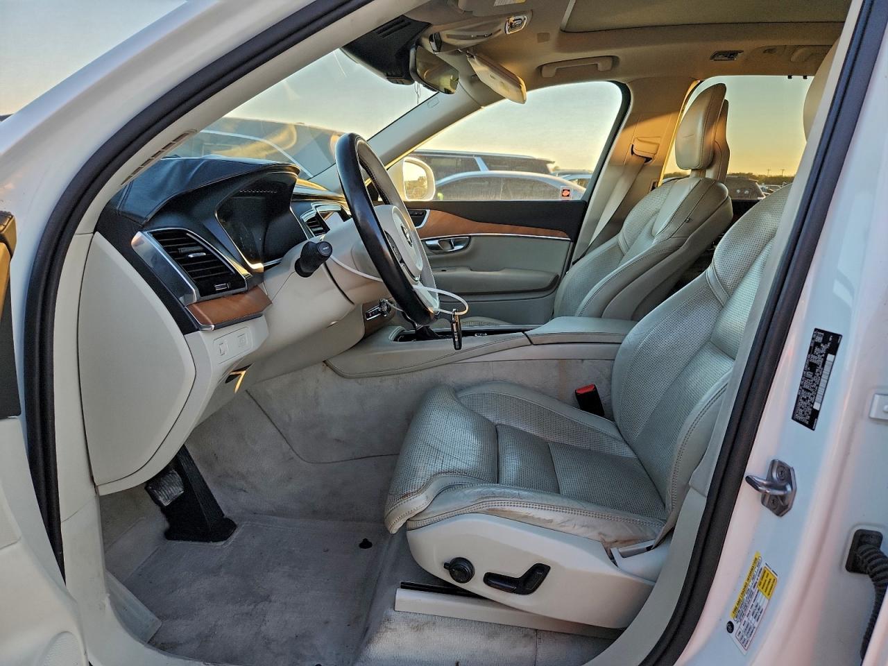 Lot #3316756407 2016 VOLVO XC90 T6