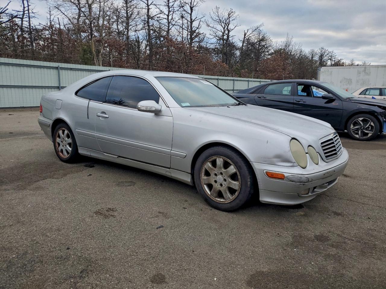 Lot #3308218269 2001 MERCEDES-BENZ CLK 320