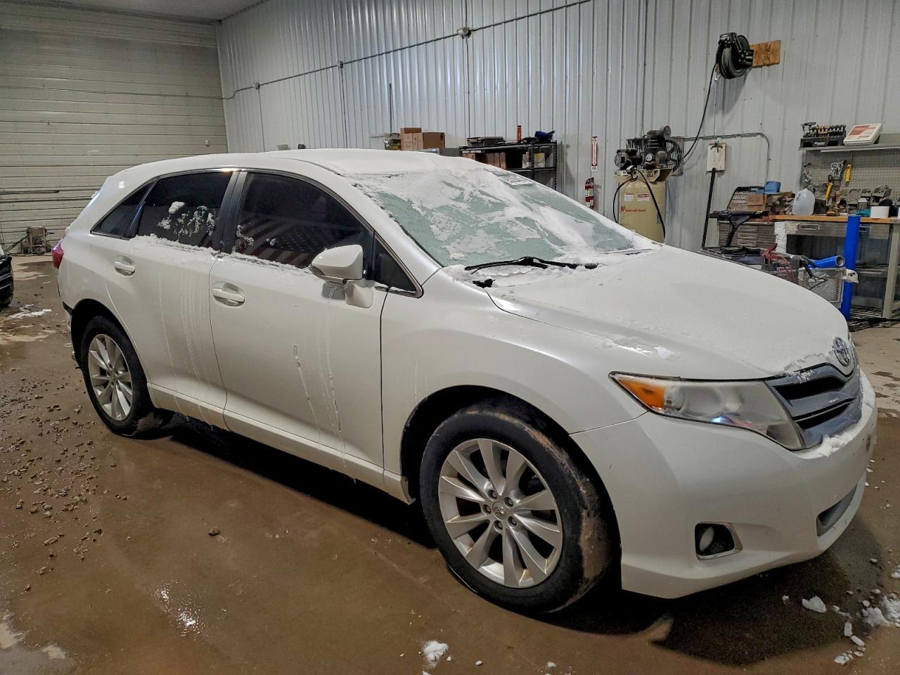 TOYOTA VENZA LE