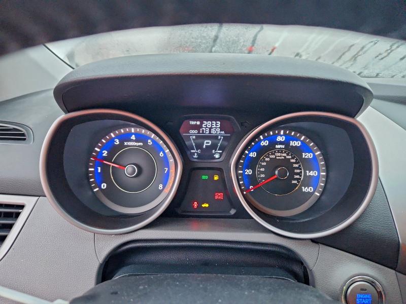 2012 HYUNDAI ELANTRA GL #3316037250