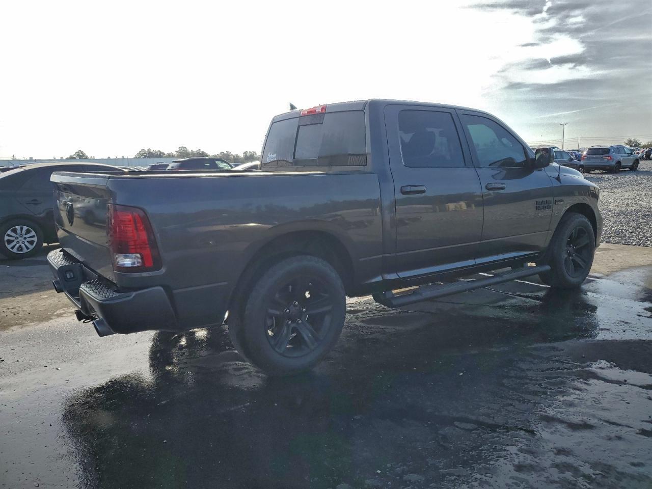 RAM 1500 SPORT