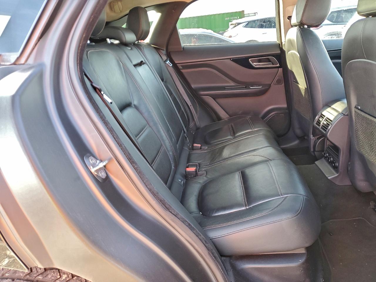 JAGUAR F-PACE PRESTIGE