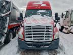 Lot #3315585784 2018 FREIGHTLINER CASCADIA 1