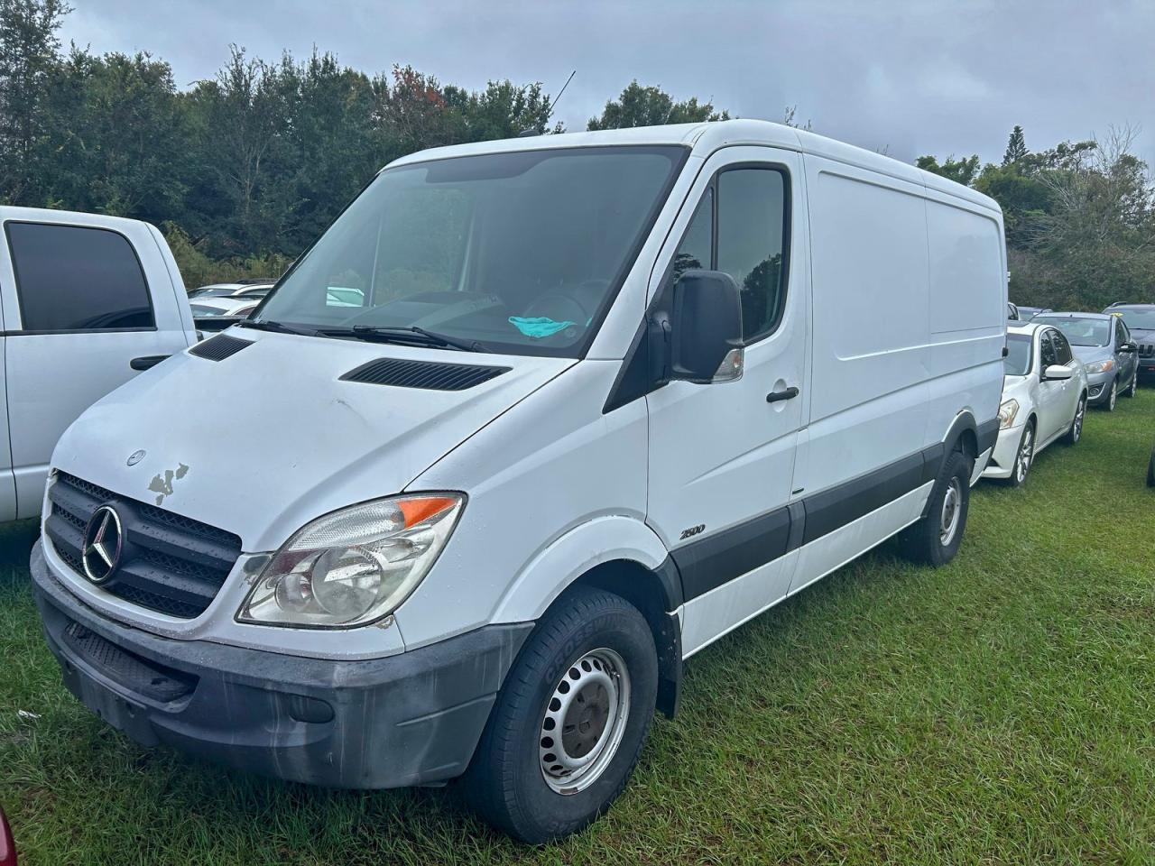 MERCEDES-BENZ SPRINTER 2500