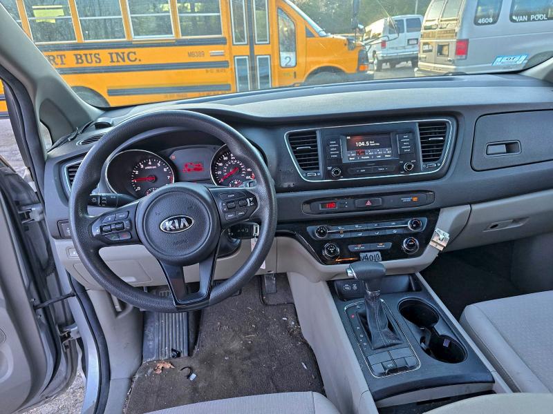 2017 KIA SEDONA L #3301623631