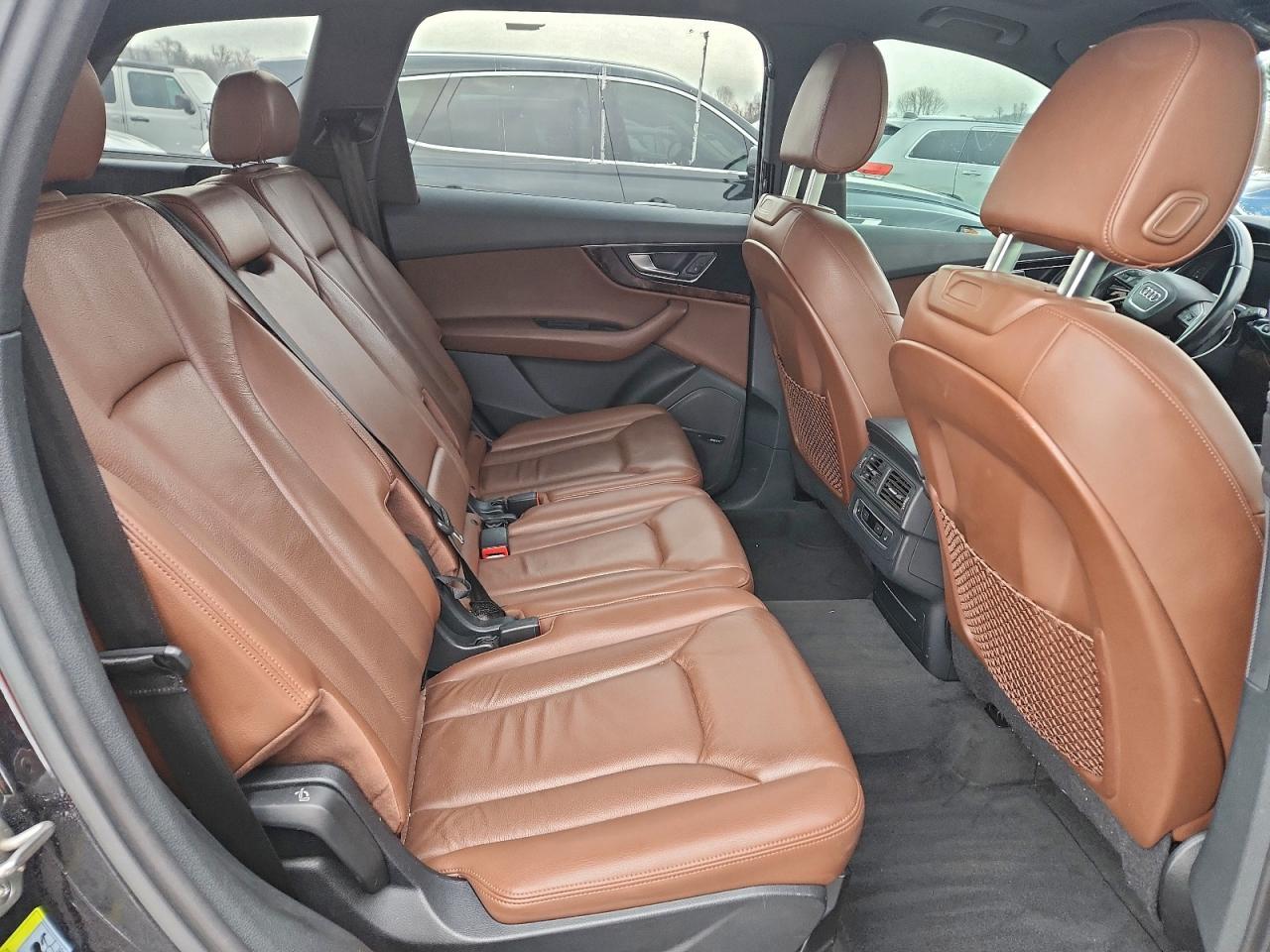 AUDI Q7 PREMIUM PLUS