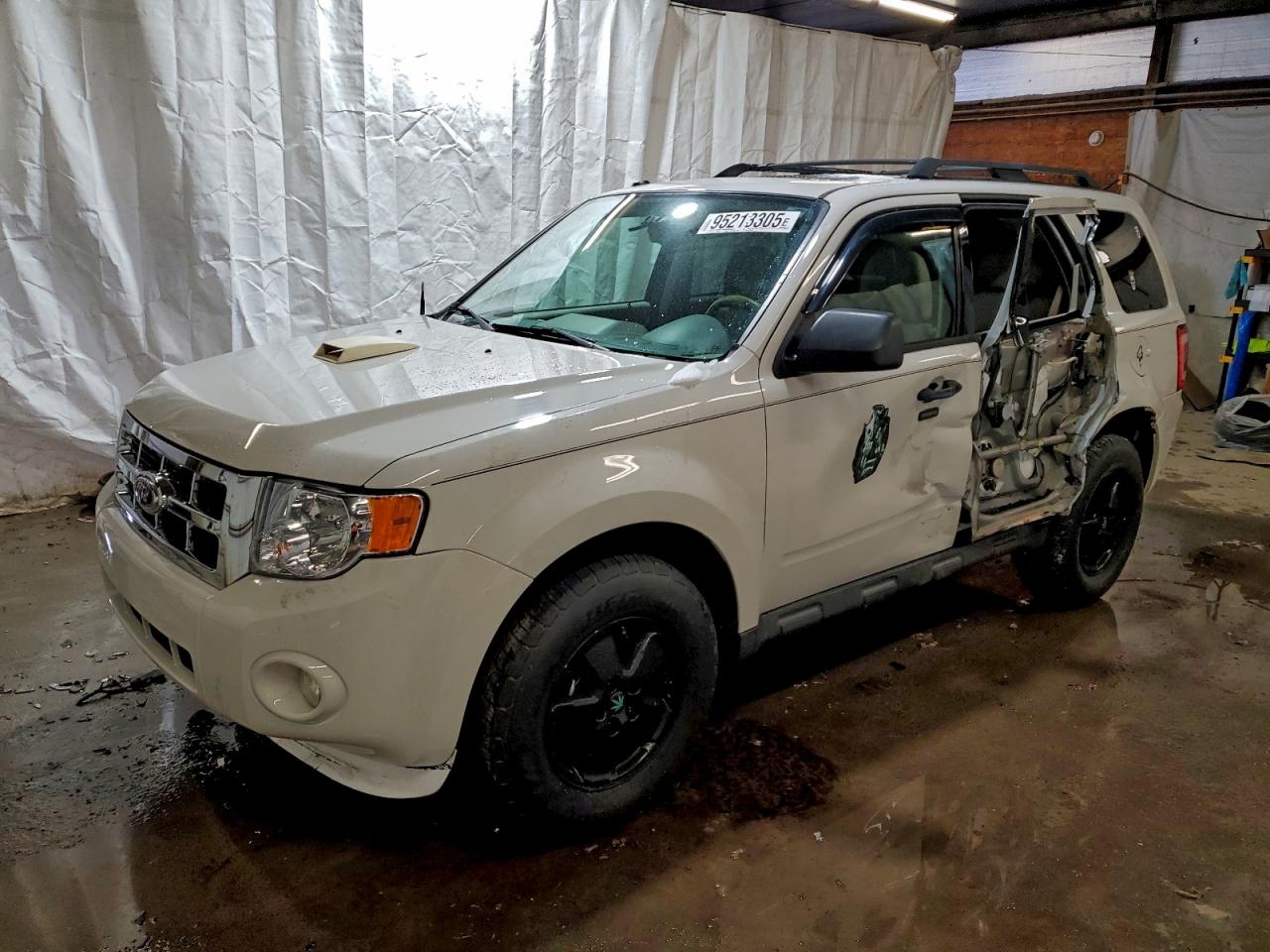 Lot #3315962121 2012 FORD ESCAPE XLT