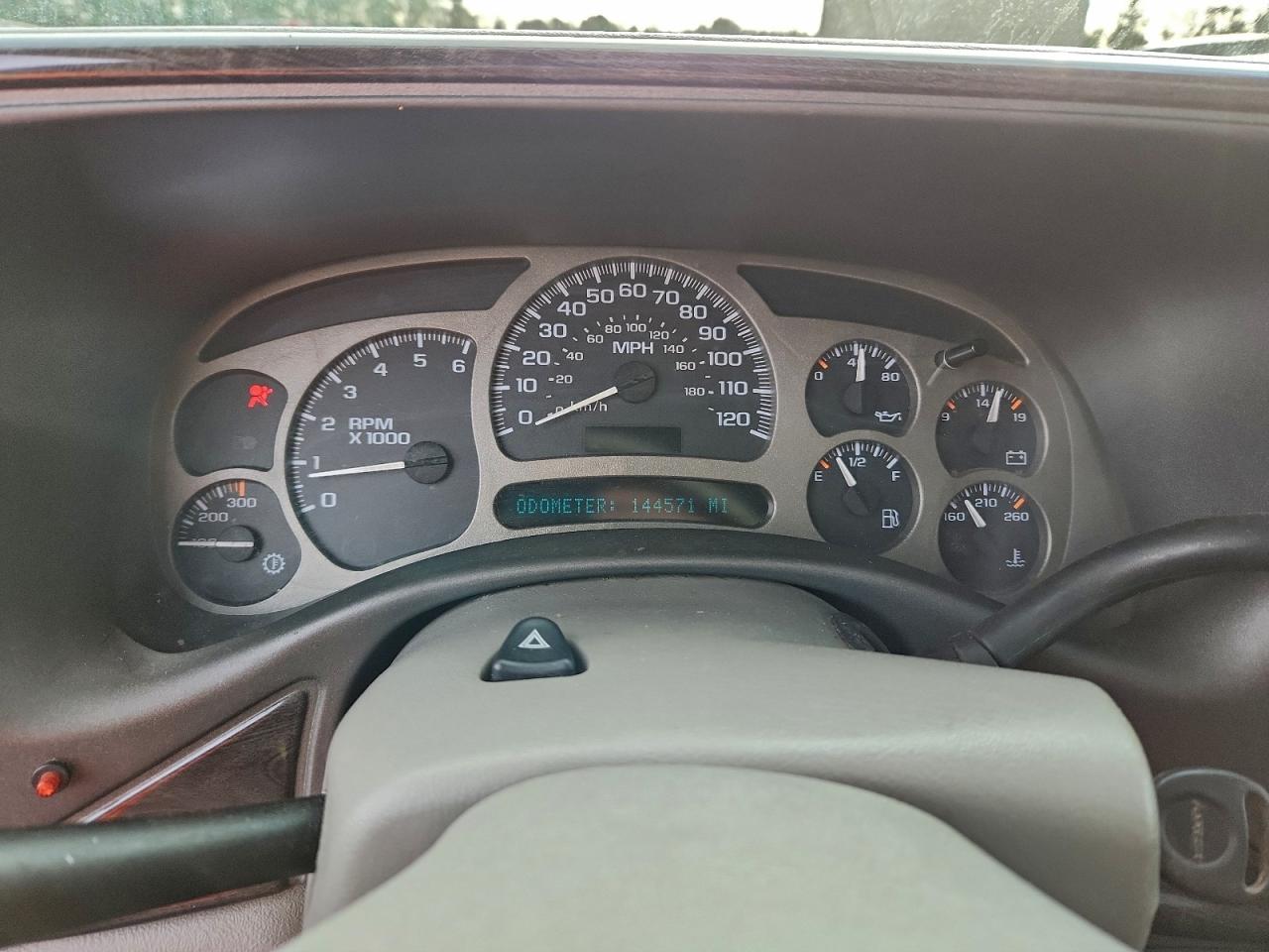 Lot #3318985930 2005 GMC SIERRA K15