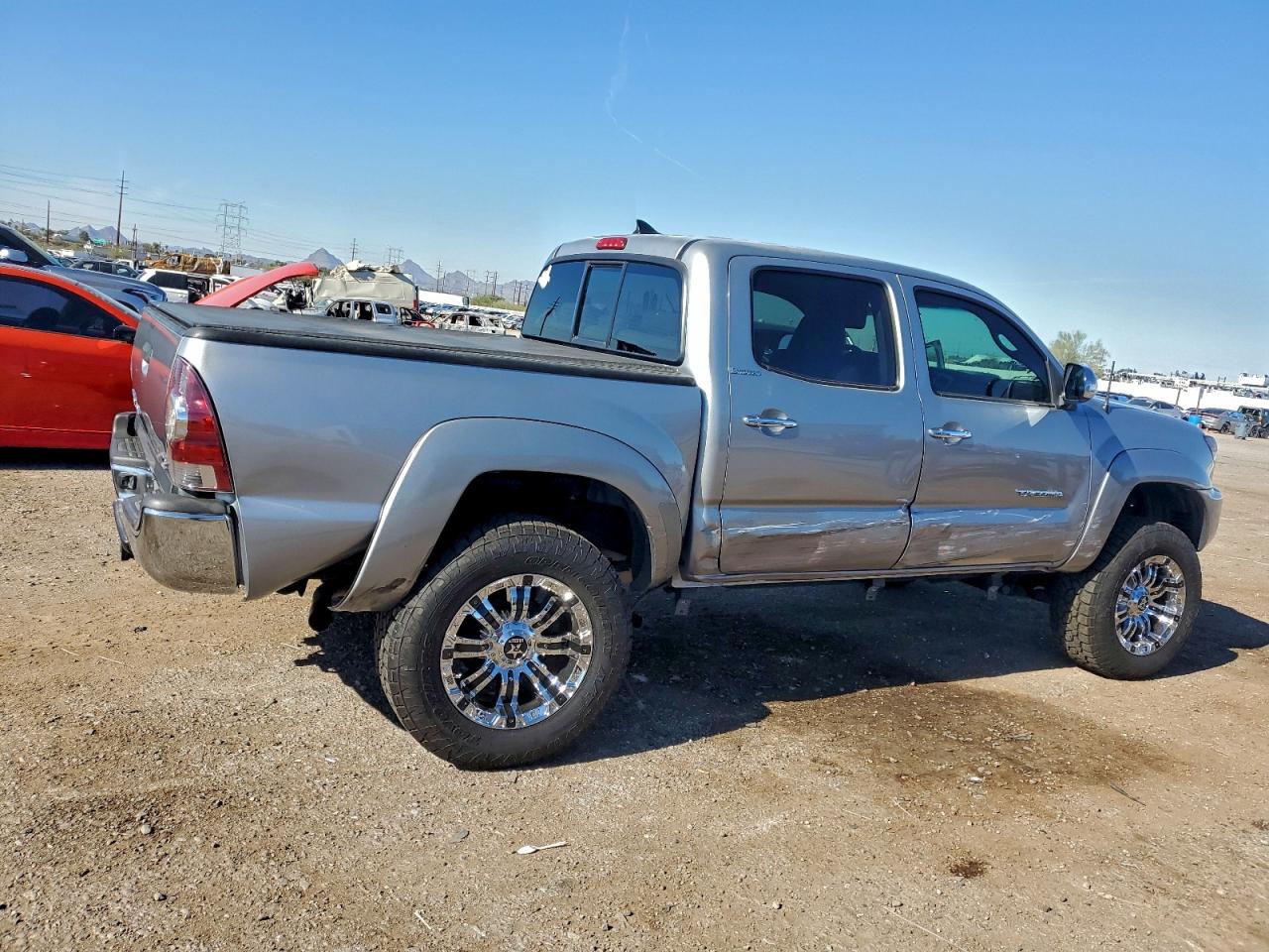 Lot #3302699007 2015 TOYOTA TACOMA DOU