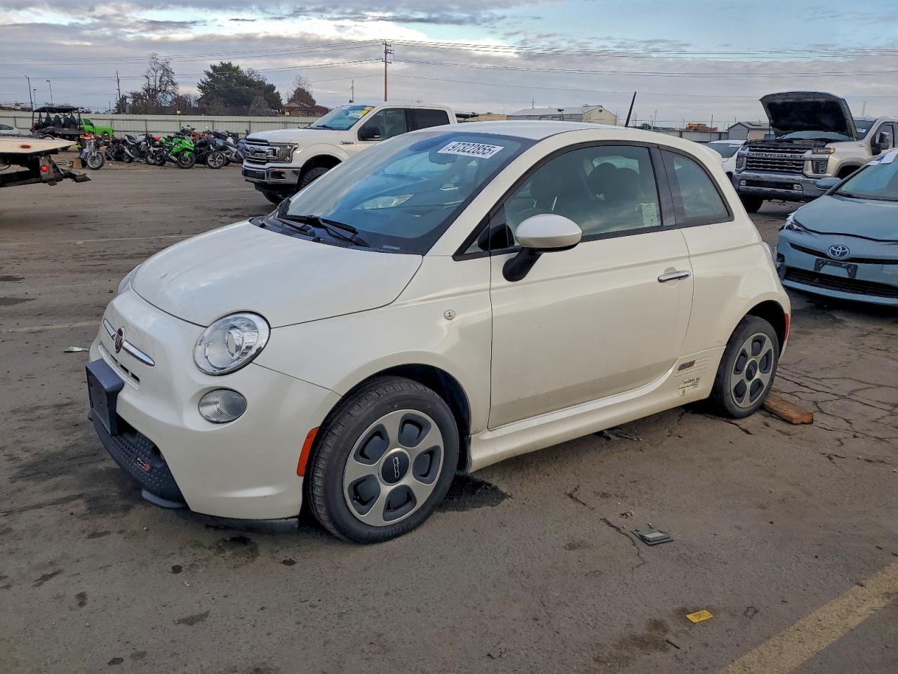 Lot #3316755426 2015 FIAT 500 ELECTR
