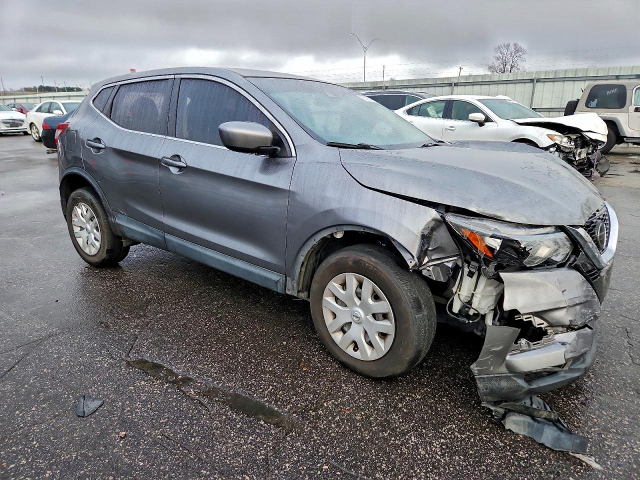 NISSAN ROGUE SPORT S