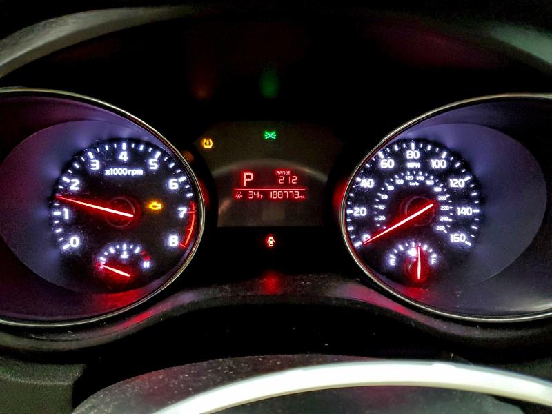 2016 KIA SEDONA LX #3305313318