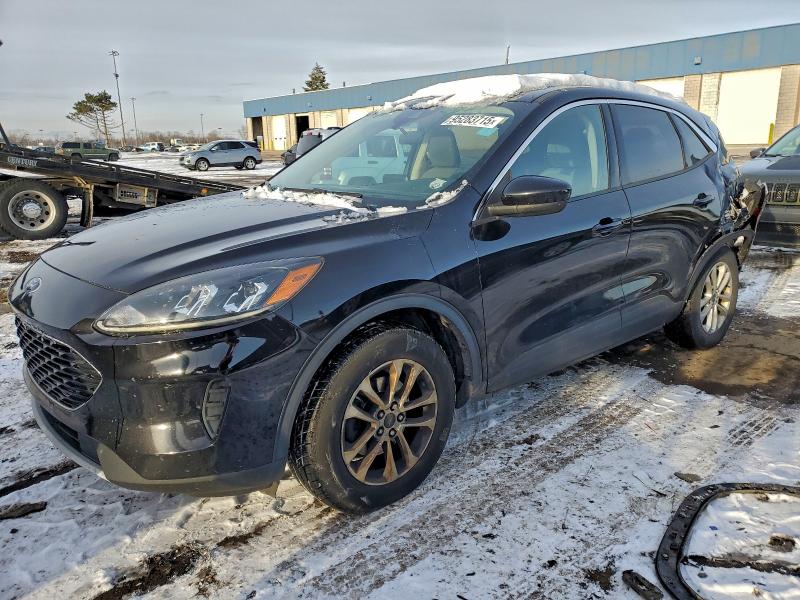 2020 FORD ESCAPE SE #3316745417