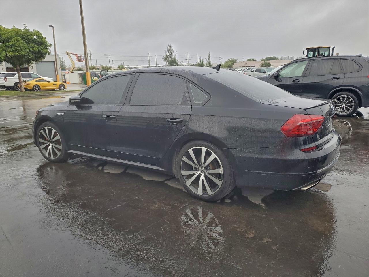 Lot #3310381956 2018 VOLKSWAGEN PASSAT GT