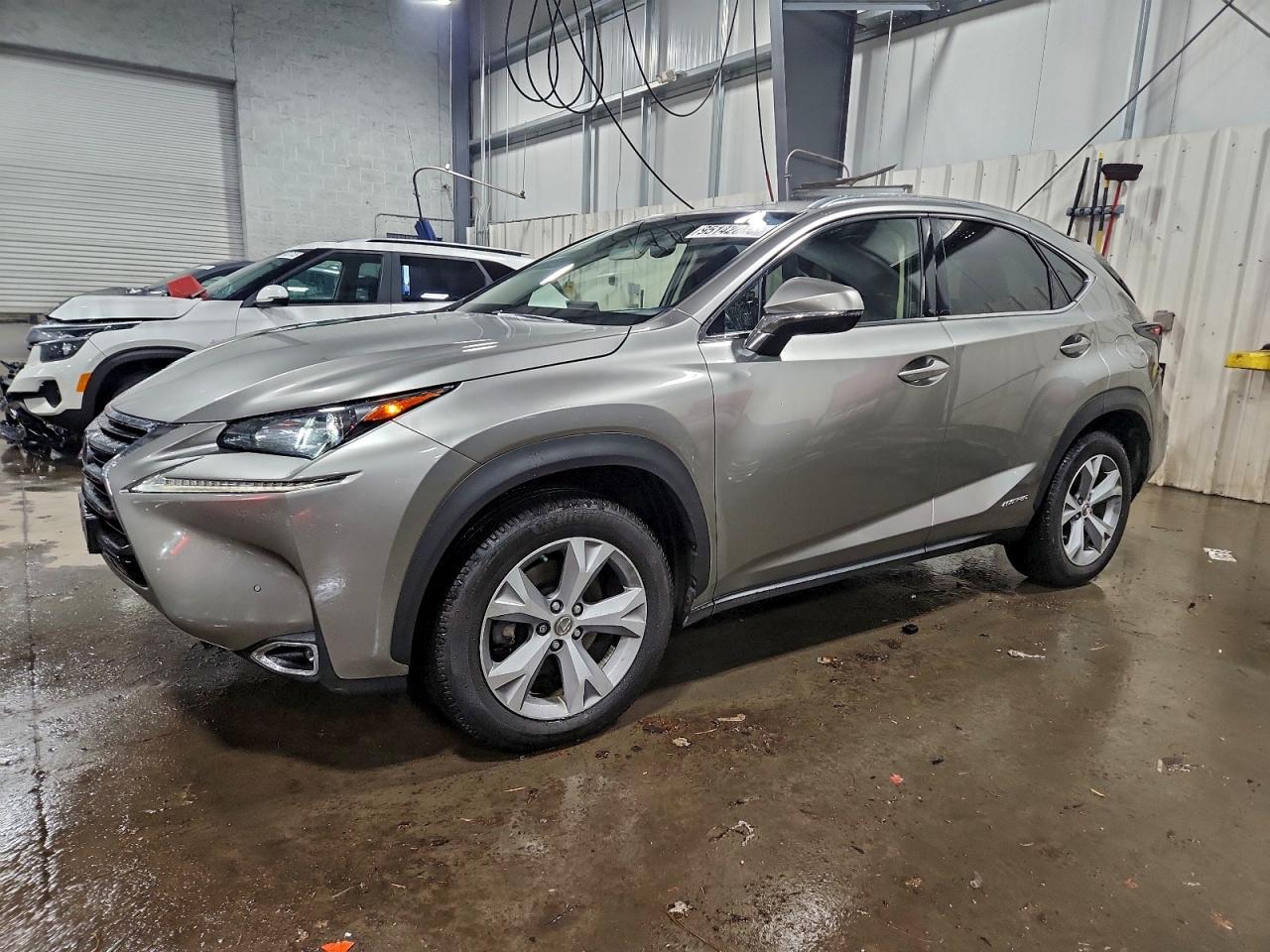 LEXUS NX 300H