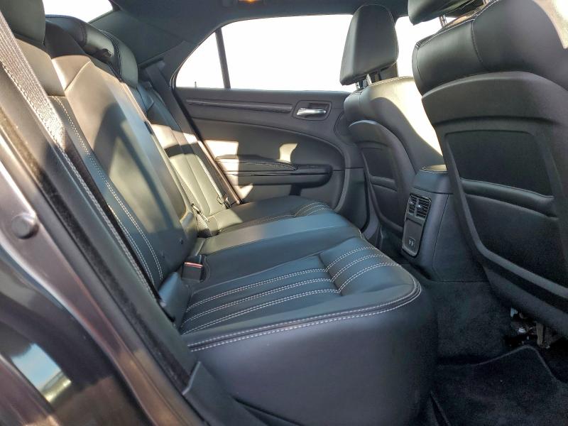 2015 CHRYSLER 300 S #3317866948