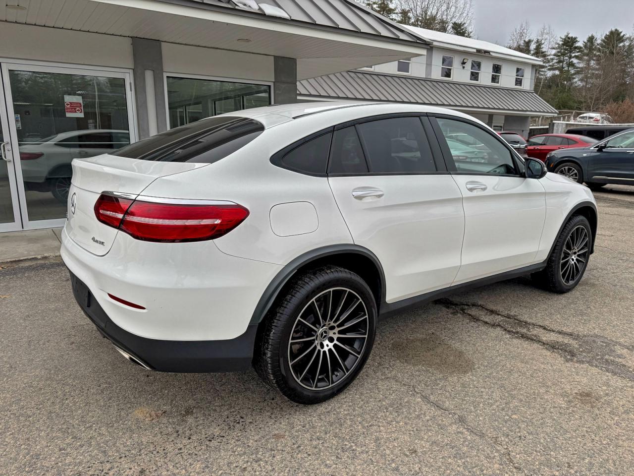 MERCEDES-BENZ GLC-CLASS 300 4MATIC