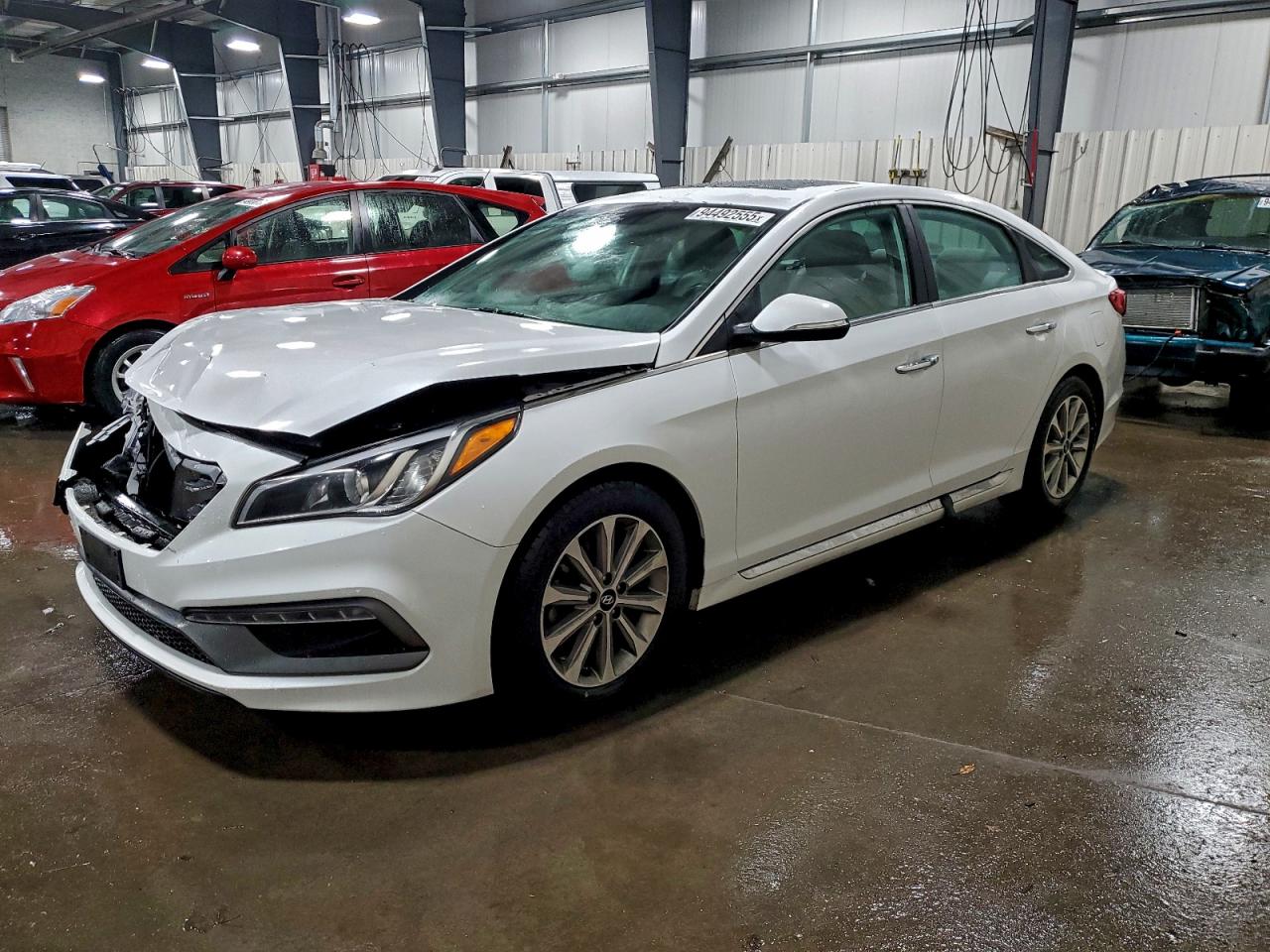 HYUNDAI SONATA SPORT