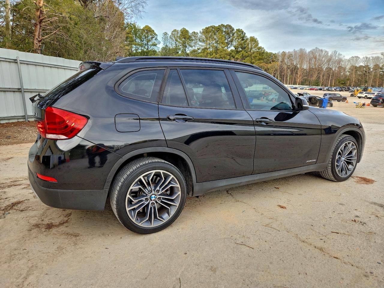 Lot #3319000330 2015 BMW X1 XDRIVE3