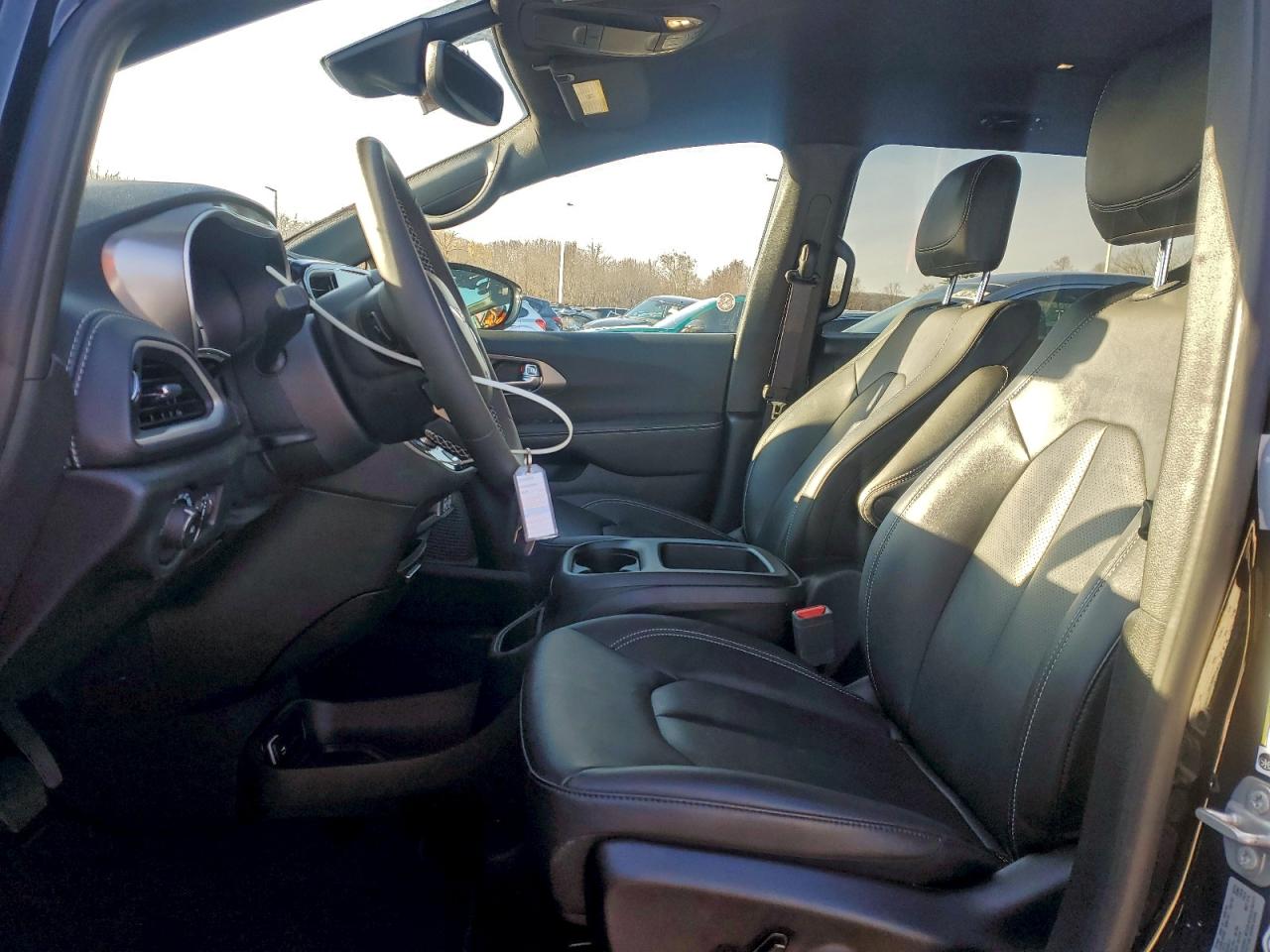 CHRYSLER PACIFICA HYBRID SELECT