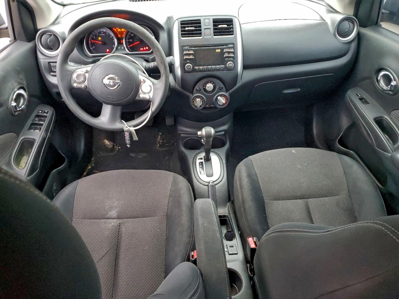 NISSAN VERSA S