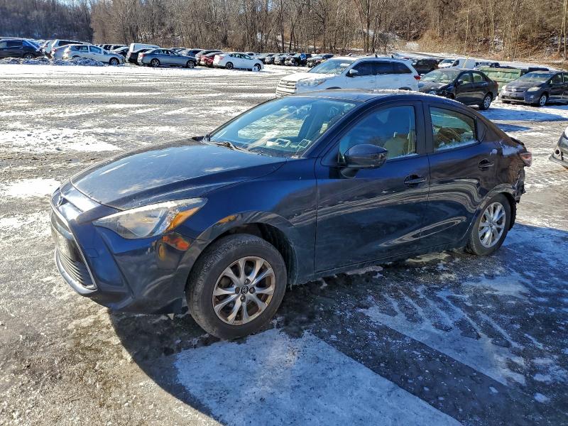 2016 TOYOTA YARIS #3312425617
