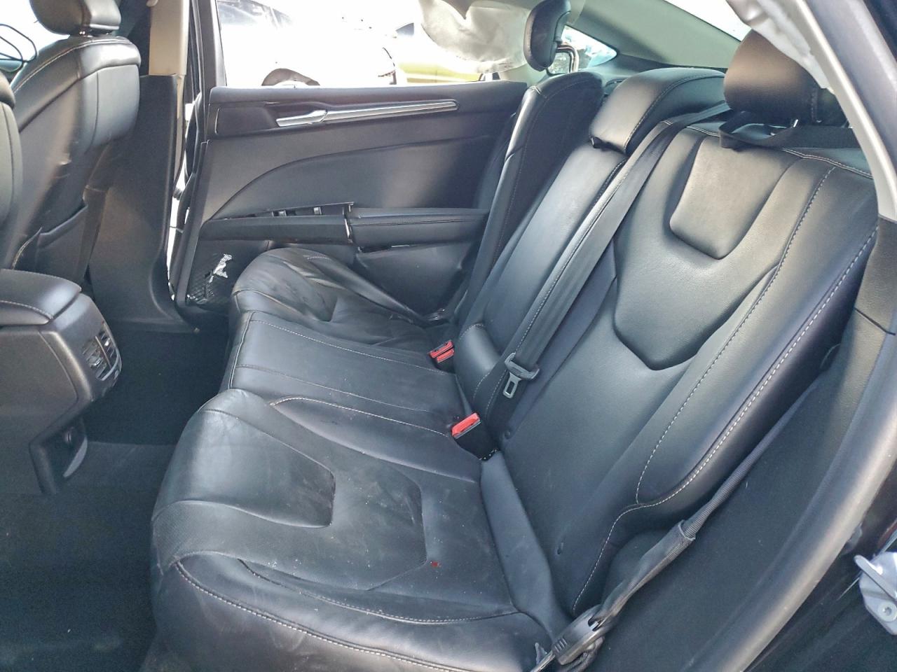 FORD FUSION TITANIUM