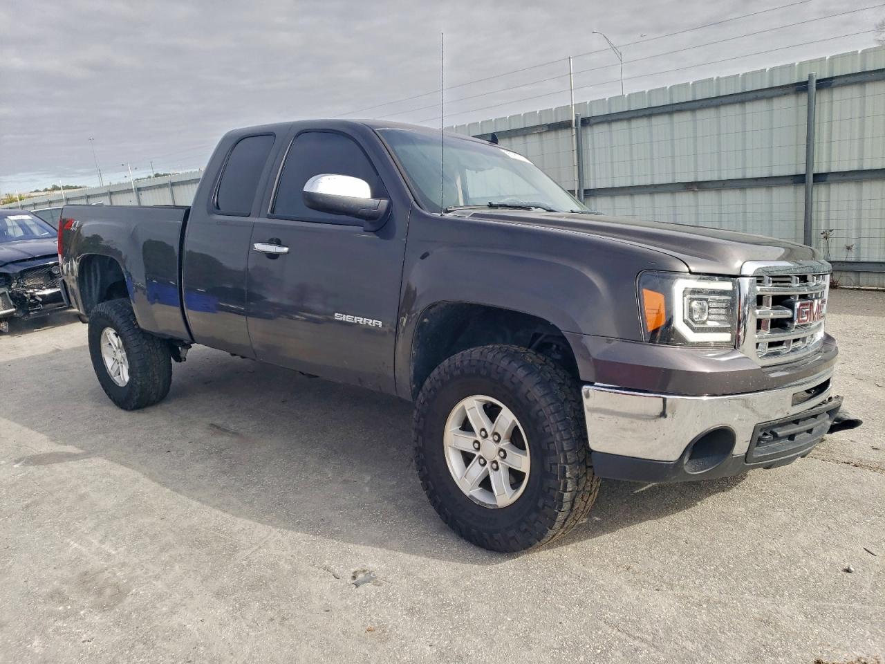 GMC SIERRA K1500 SLE