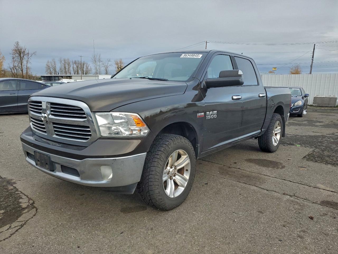 RAM 1500 SLT