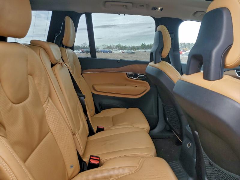 2016 VOLVO XC90 T8 #3304779950