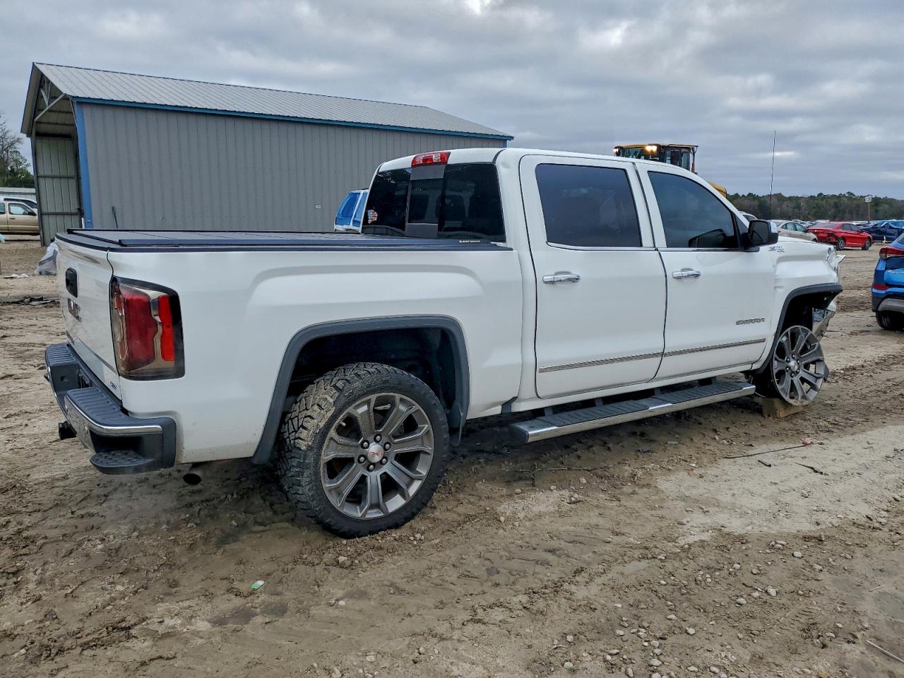 GMC SIERRA K1500 SLT